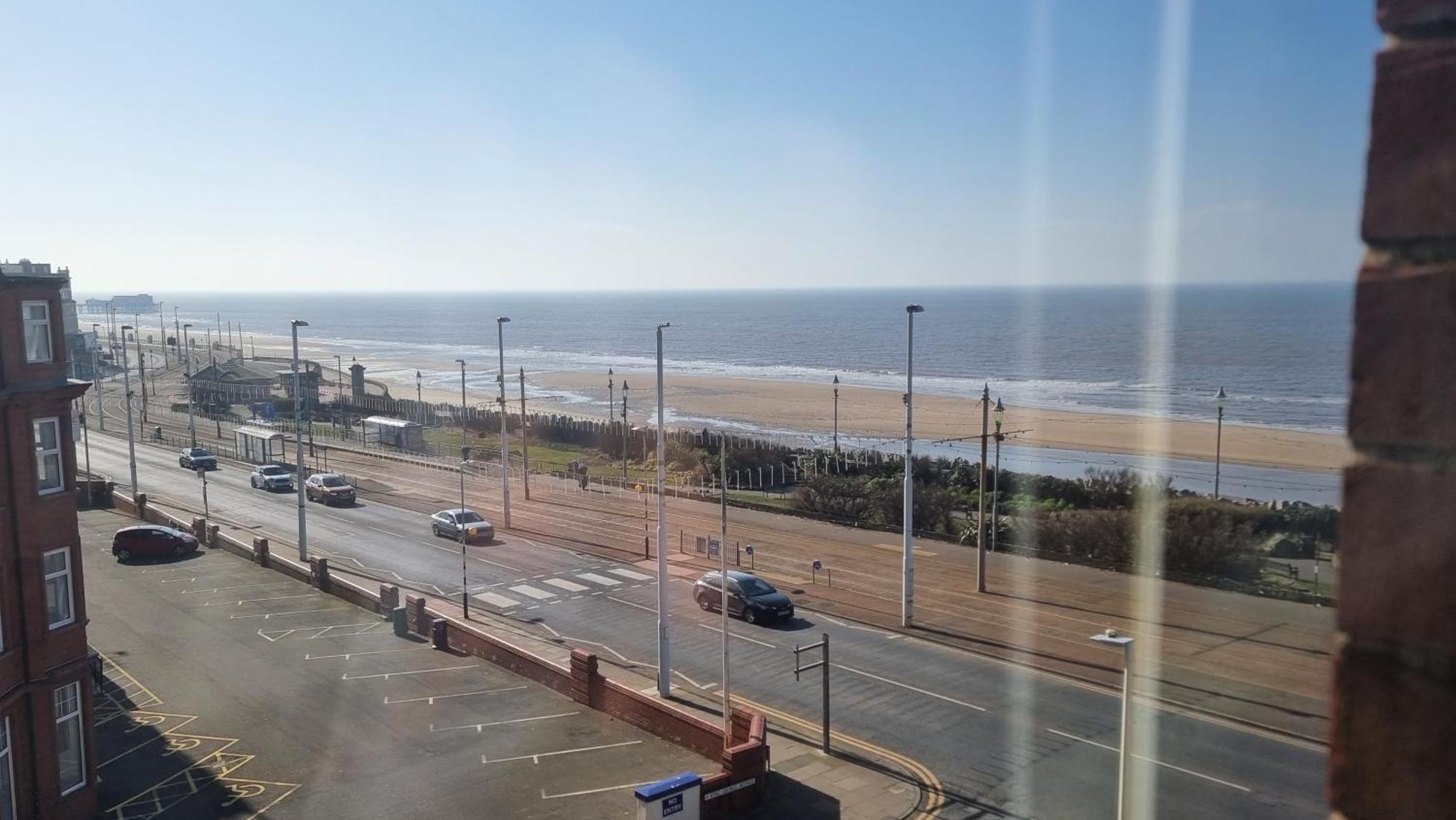 Granada Apartments Berkeley Blackpool Luaran gambar